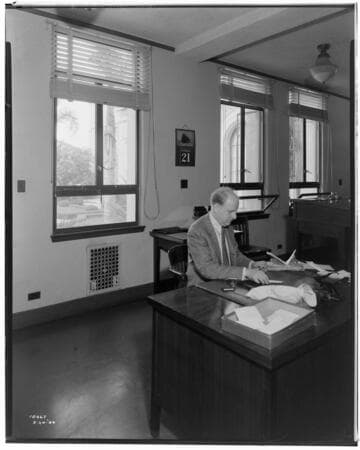 B1.1 - Buildings Miscellaneous - Beverly Hills City Hall