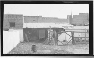 Clean up Campaign - back alley in Santa Paula