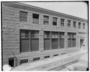 The Fourth Street General Office Building