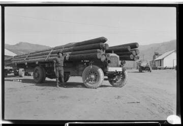 T3.1 Transportation - Autos, Trucks, & Railcars - Trucks loaded