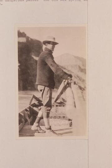 Glen Hyde posed at the sweep of his scow; near Mile 94.5