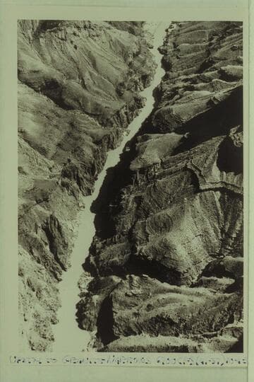 Upstream to Granite Narrows. Approximate gauge: 6700 cfs