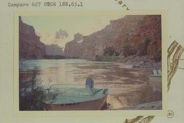 Up from Mile 188.9. Boats of the Harris-Brennan fleet at the left bank. Compare 627 CTCN 188.63.1