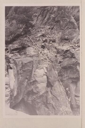 Drop at point where fault cuts the northern forks of 73