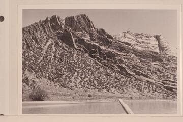 Right bank of Green River at head of Whirlpool Canyon. End of Steamboat Rock at right