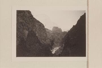 Downstream from the top of the lava cliff at Lava Cliff Rapid