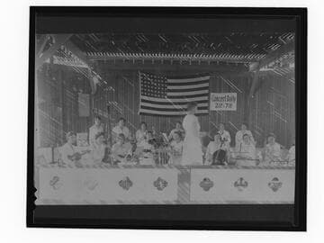 Looff Pleasure Pier, women's band concert