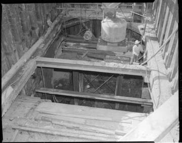 Construction of Huntington Beach Steam Station