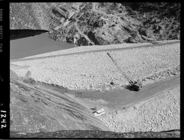 Big Creek - Mammoth Pool - General view - Dam and Reservoir from west abutment