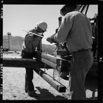 Palm Springs distribution line construction
