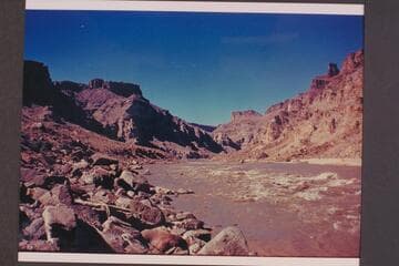 Lower end of rapid no. 1, approximate gauge 25,000 cfs