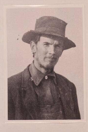 Edwin Reagan Monett at the edge of Grand Canyon. Probably at the South Rim