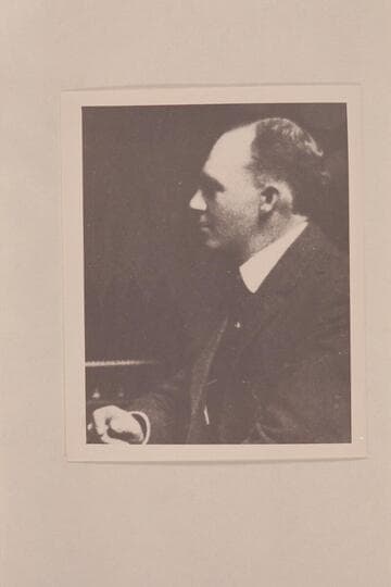 Ellsworth Kolb. Two weeks after finish of trip in 1912