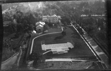 Aerial photograph of a residential area of Pasadena. November 10, 1913
